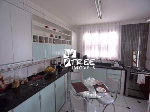 Casa, 5 quartos, 200 m² - Foto 9