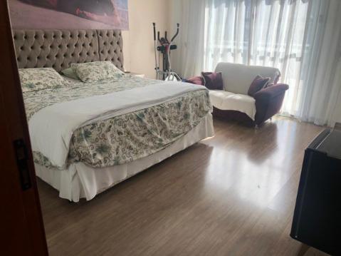 Sobrado, 7 quartos, 270 m² - Foto 9