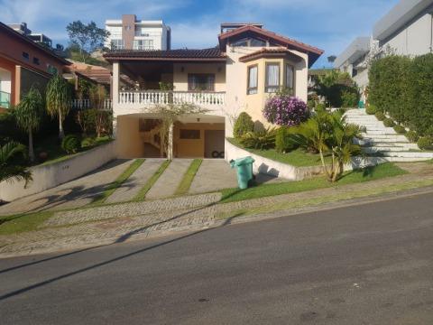 Casa, 6 quartos, 350 m² - Foto 1