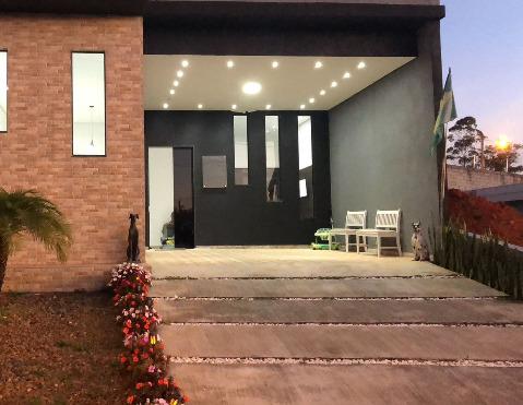 Casa, 6 quartos, 160 m² - Foto 1
