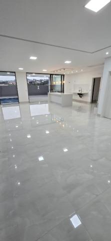 Sobrado, 8 quartos, 300 m² - Foto 3