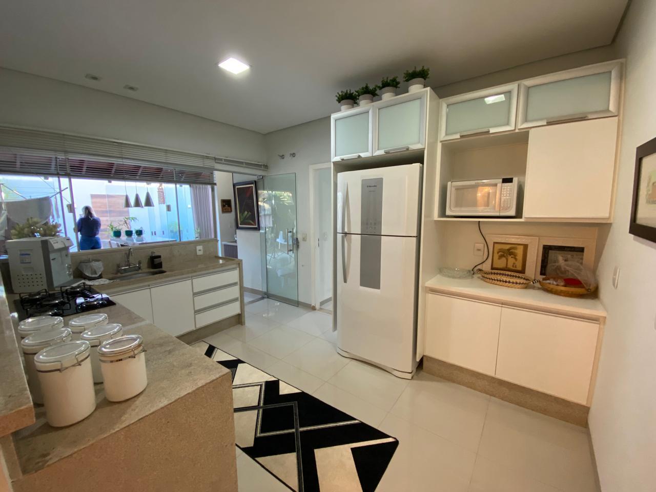 Casa, 3 quartos, 244 m² - Foto 12