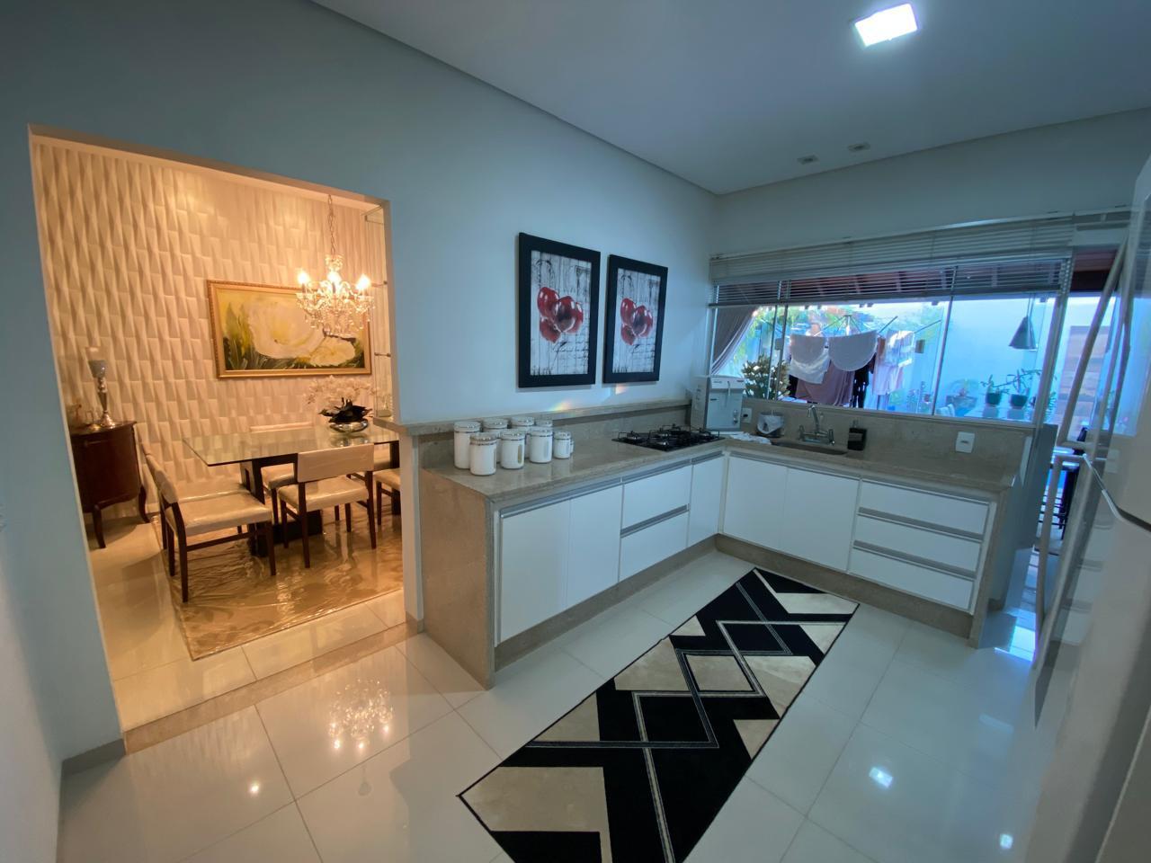 Casa, 3 quartos, 244 m² - Foto 13