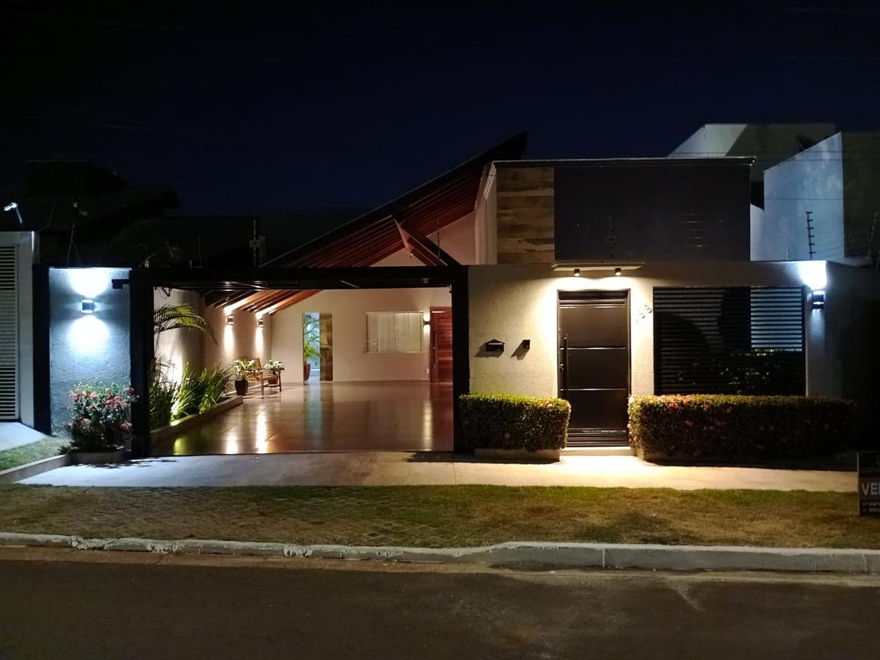 Casa, 3 quartos, 244 m² - Foto 2