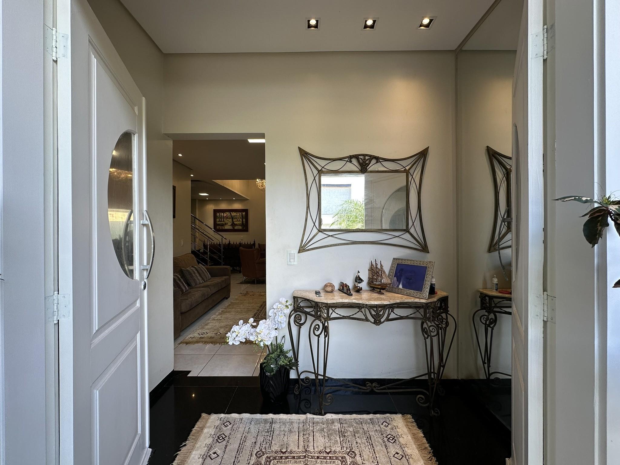 Sobrado, 5 quartos, 367 m² - Foto 4