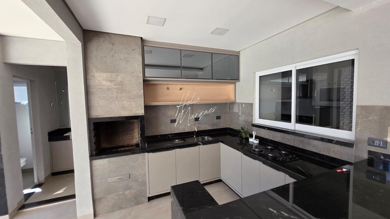 Casa, 3 quartos, 250 m² - Foto 13