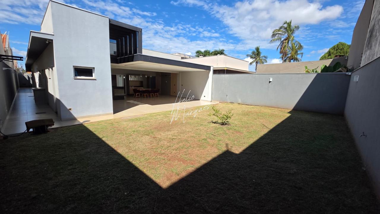 Casa, 3 quartos, 250 m² - Foto 34