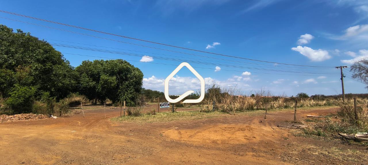 Casa, 1 quarto, 130000 m² - Foto 1