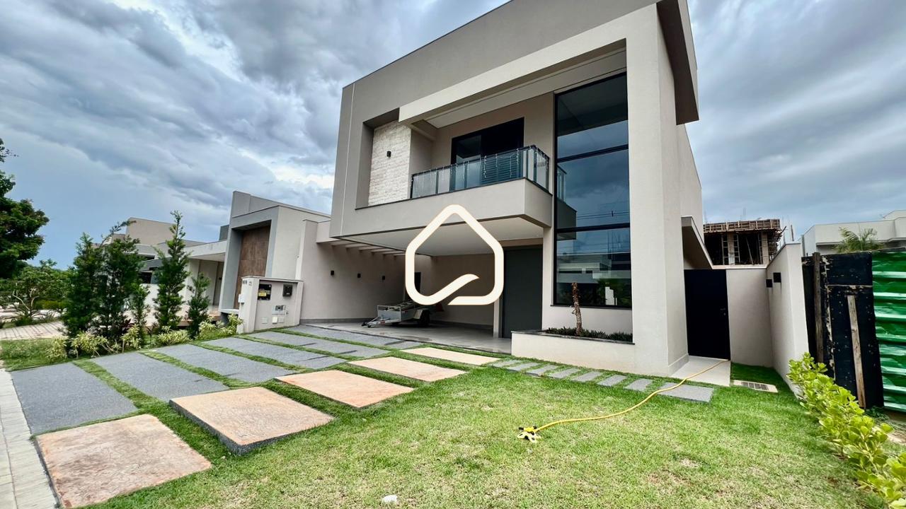 Sobrado, 4 quartos, 242 m² - Foto 1