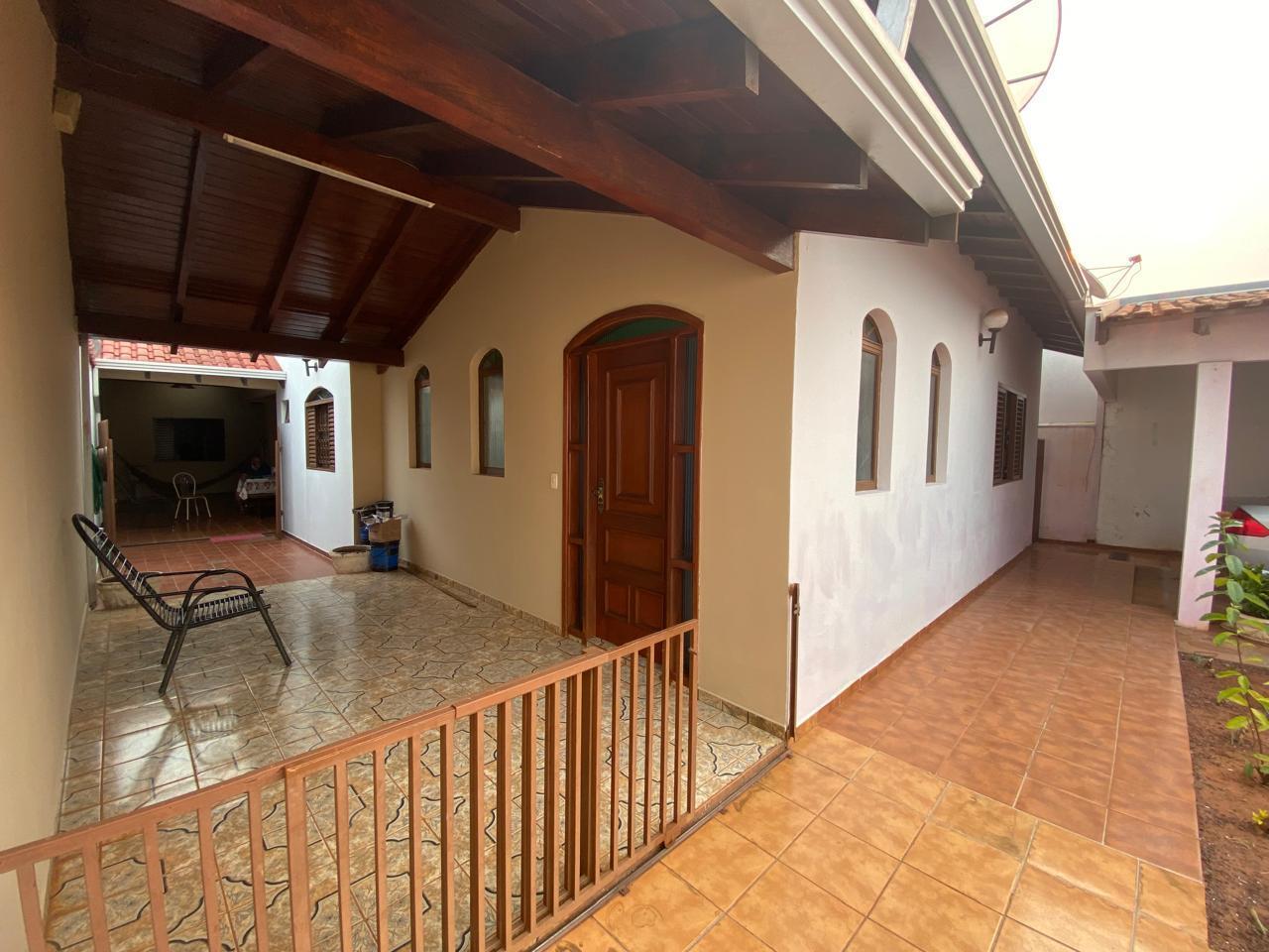 Casa, 4 quartos, 264 m² - Foto 2
