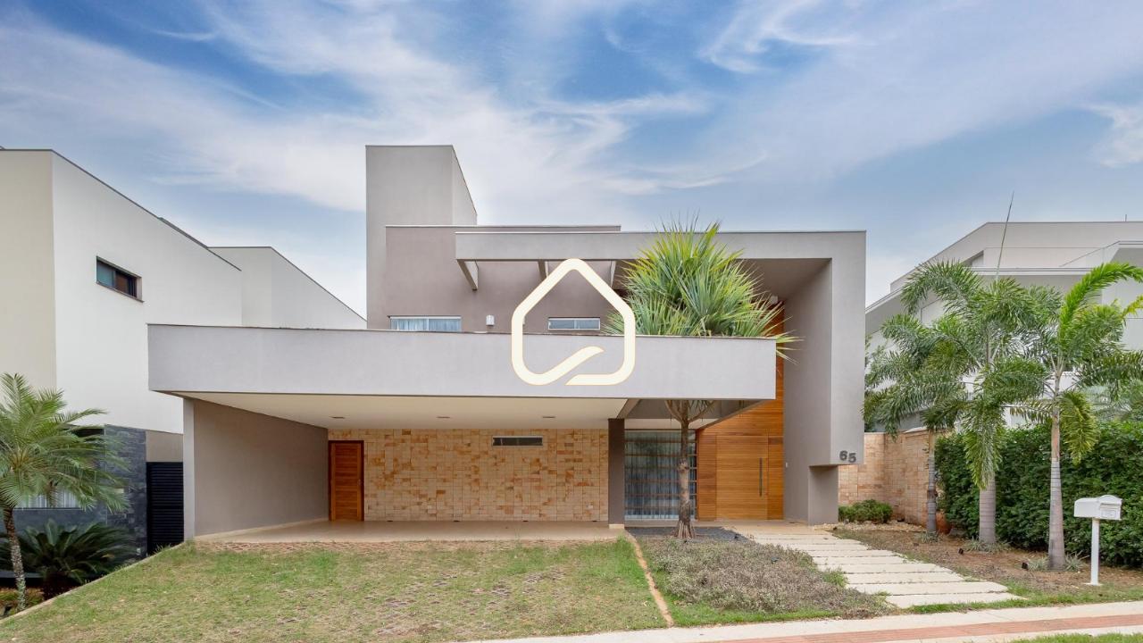 Sobrado, 4 quartos, 441 m² - Foto 1